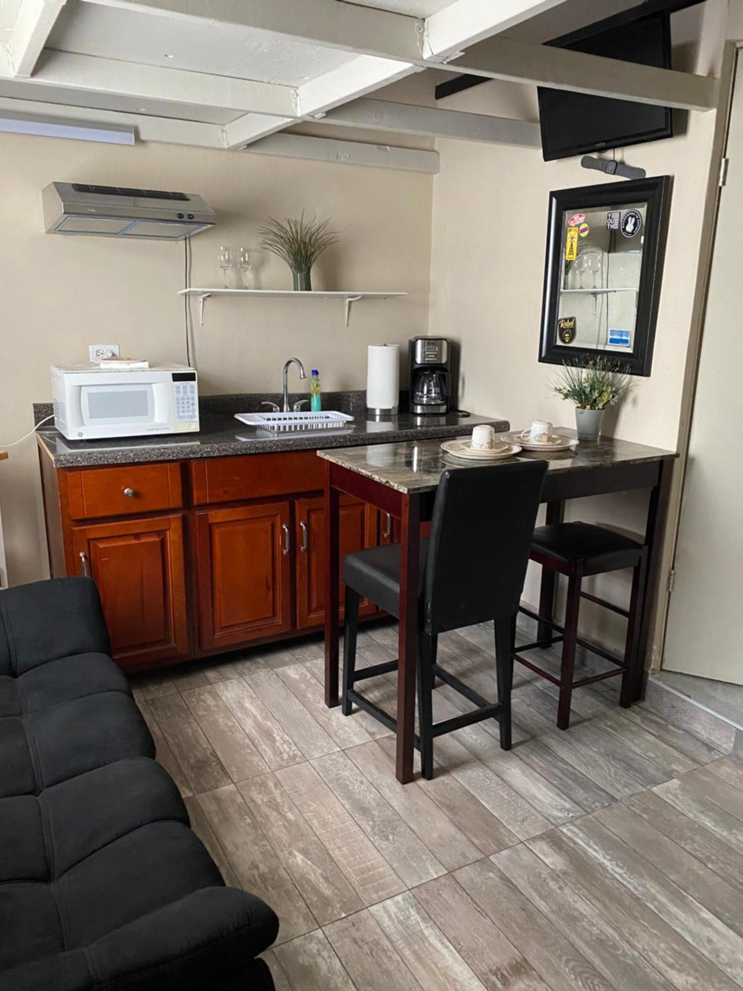 Mini Depa Tipo Lof 1 Col Cuahutemoc Norte Mexicali Ngoại thất bức ảnh